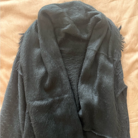 NWT Fringed Black Women's Vest - Picture 3 of 5